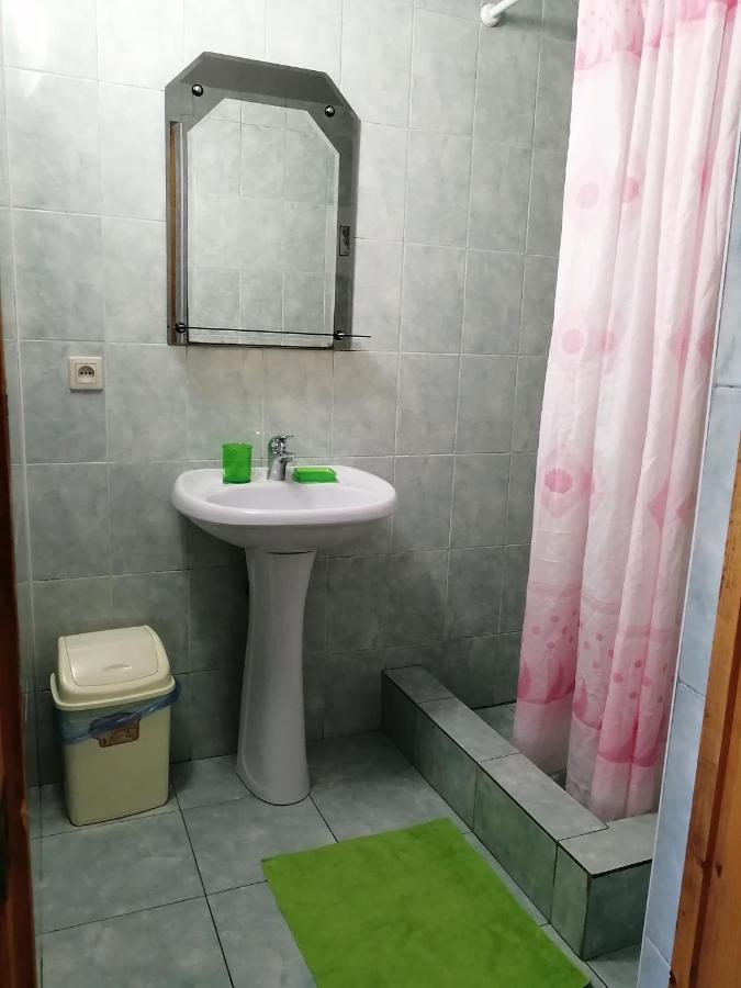 Мини-Отель На Агрба 22А Pizunda Exteriör bild